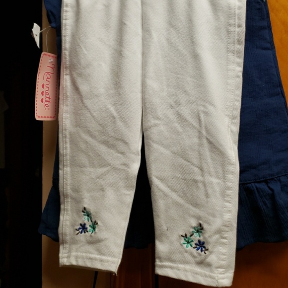 2 pc set - Picture 3 of 3